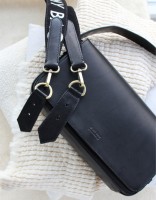 O My Bag Handtasche Gina Baguette Black Classic Leather