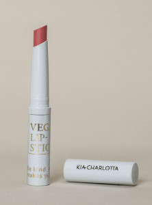 Kia Charlotta Lipstick Problem Solver