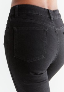 Evermind Damen Jeans Straight Fit - Coal Black