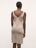 Lanius Damen Kleid /UNTERKLEID AUS TENCEL™ oat milk