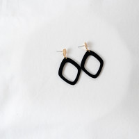 Studio Nok Nok Ohrring Timeless.18 black