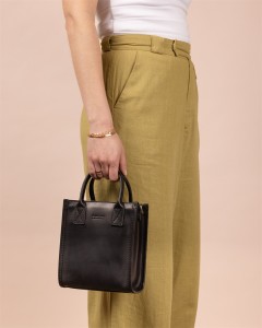 O My bag Damen Handtasche Jackie Mini Classic Leather Black