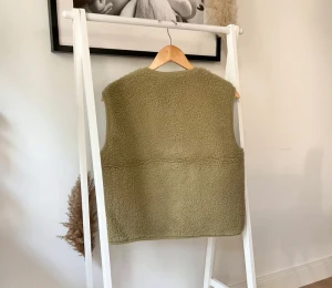 Alwero UNISEX Woll Weste TYB pistachio S