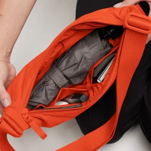Got Bag Tasche Cloud Moon Bag Small monochrome hot coral