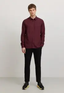Recolution Herren Hemd Nutmeg dark plum