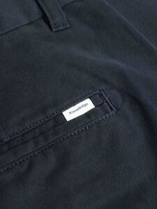 KnowledgeCotton Herren Hose FLINT organic cotton twill chino 1070091 Total Eclipse