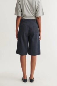 Basic Apparel Damen Shorts Senia Long Shorts Asphalt