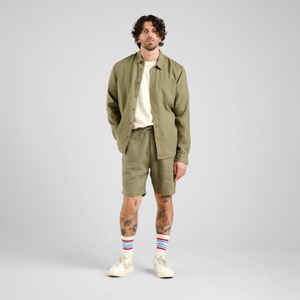 Dedicated Herren Shorts Velje Linen Leaf Green