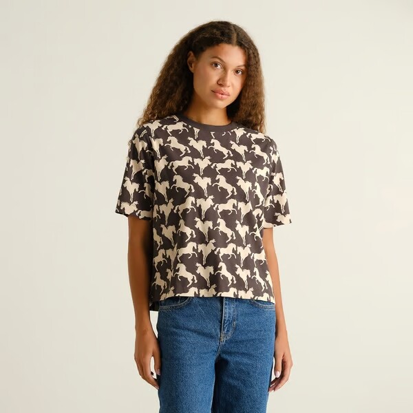 Dedicated Damen T-Shirt Vadstena Wild Horses AOP charcoal