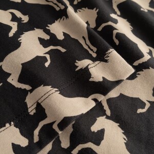 Dedicated Damen T-Shirt Vadstena Wild Horses AOP charcoal