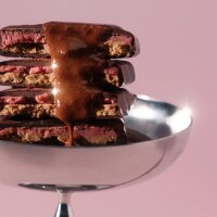Cosmic Dealer Schokolade - Double layer: Raspberry & Pistachio 20g