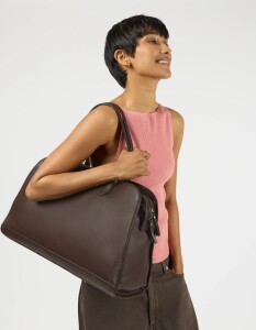 O My Bag Damen Handtasche Alma 13/14" Chocolate Soft Grain