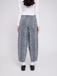 Mazine Damen Jeans Barrel Leg printed grey